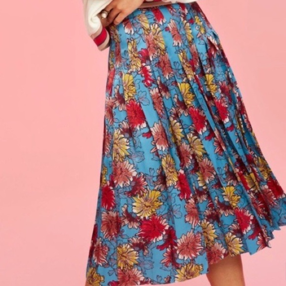 Aritzia Little Moon Olyra Floral Pleated Midi Skirt